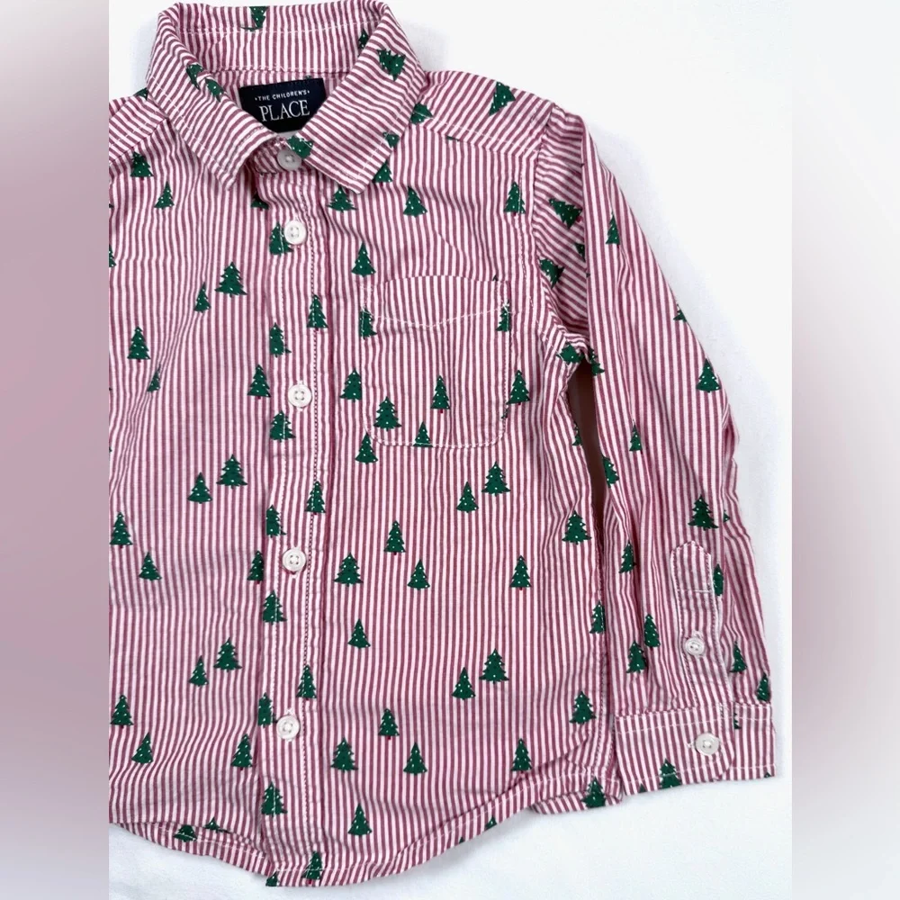 THE CHILDREN'S PLACE Toddler Boys' Christmas Tree Poplin Button‎ Down Shirt 3T